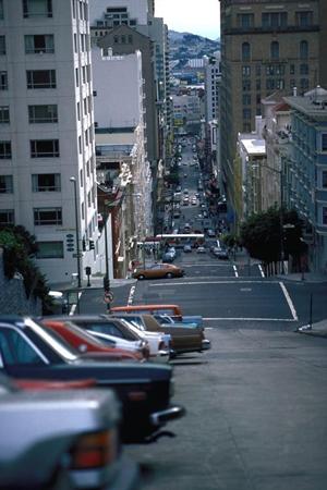 一宮市で未使用車を格安で購入したいなら、このポイントを押さえて！